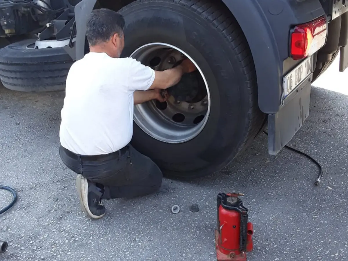 Çamdibi Oto Lastikçi